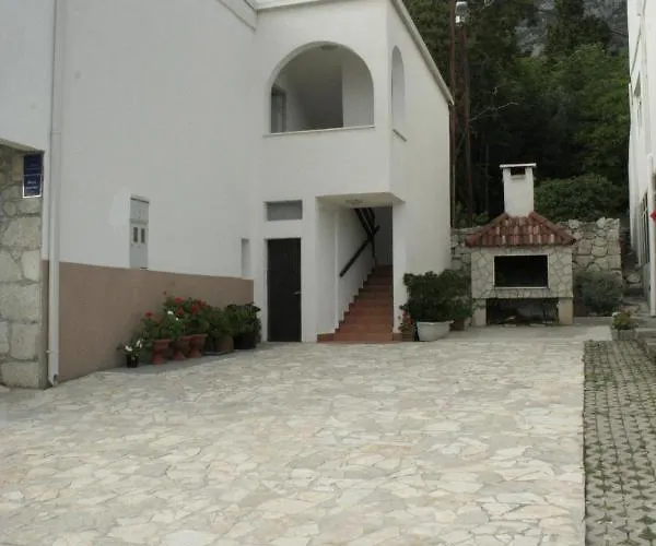 11332a Apartament *